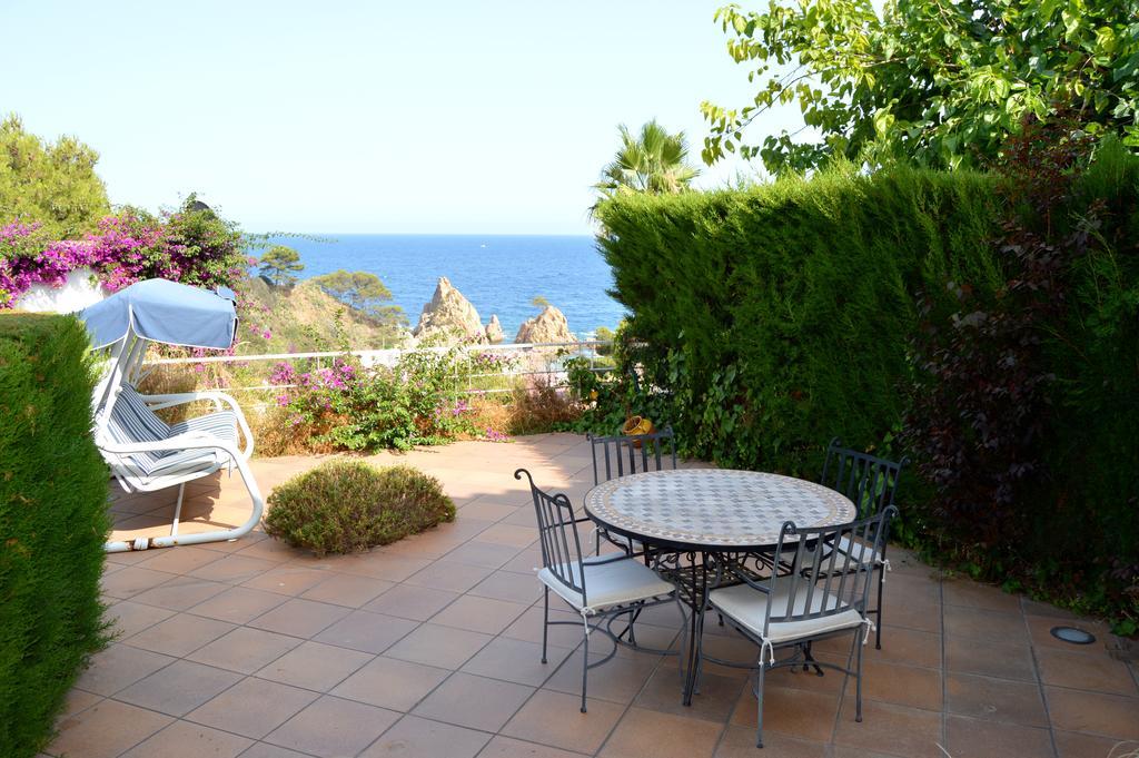 Blanca Paloma - Holiday House Villa Tossa de Mar Ruang foto